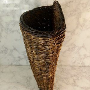 Door Mounting Wicker Flower Pocket, Door Flower Vase, Door Flower Container